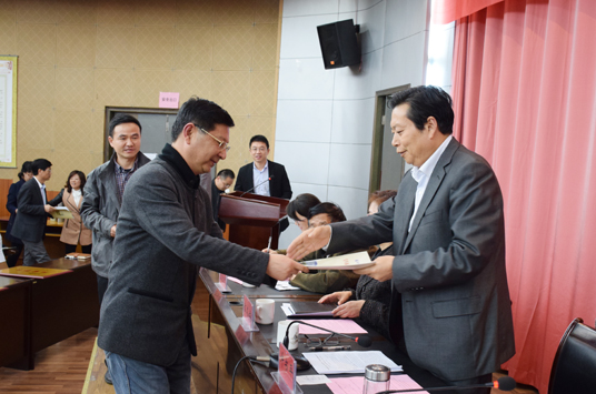 http://www.tzpc.edu.cn/uploadfile/2016/0429/20160429040906385.jpg